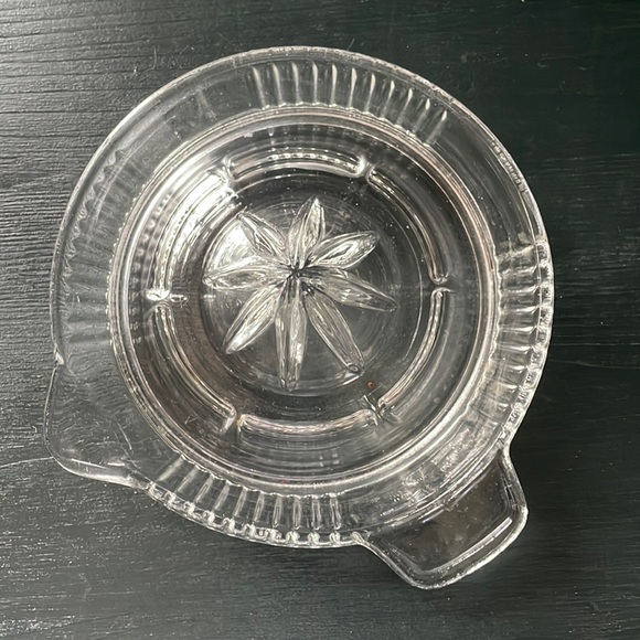 Glass juicer - Picture 1 of 3